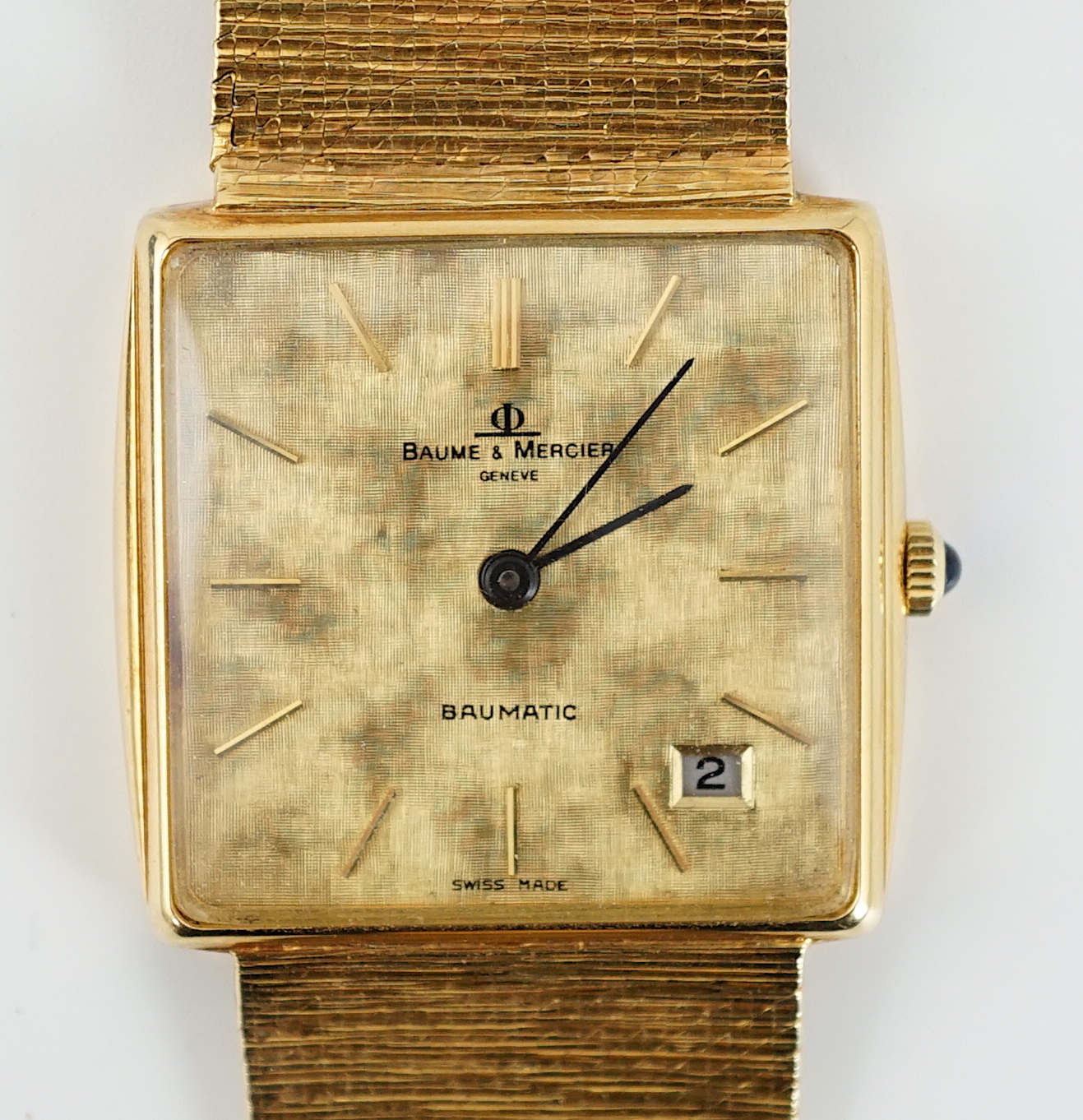A gentleman's 1980's 18ct gold Baume & Mercier Baumatic dress wrist watch